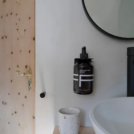 Boutique Ueja Hotell Scuol