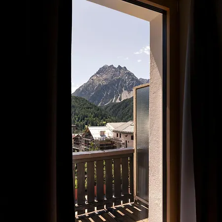 Hotell Boutique Ueja Scuol