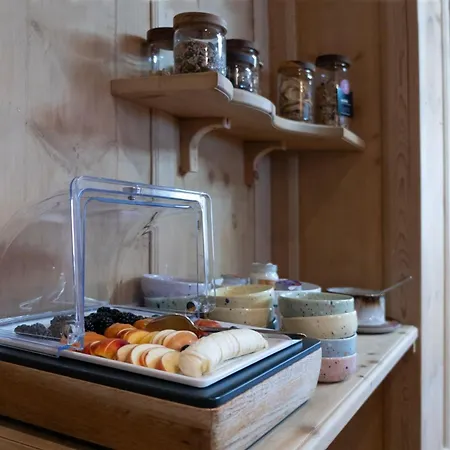 Boutique Ueja * Scuol